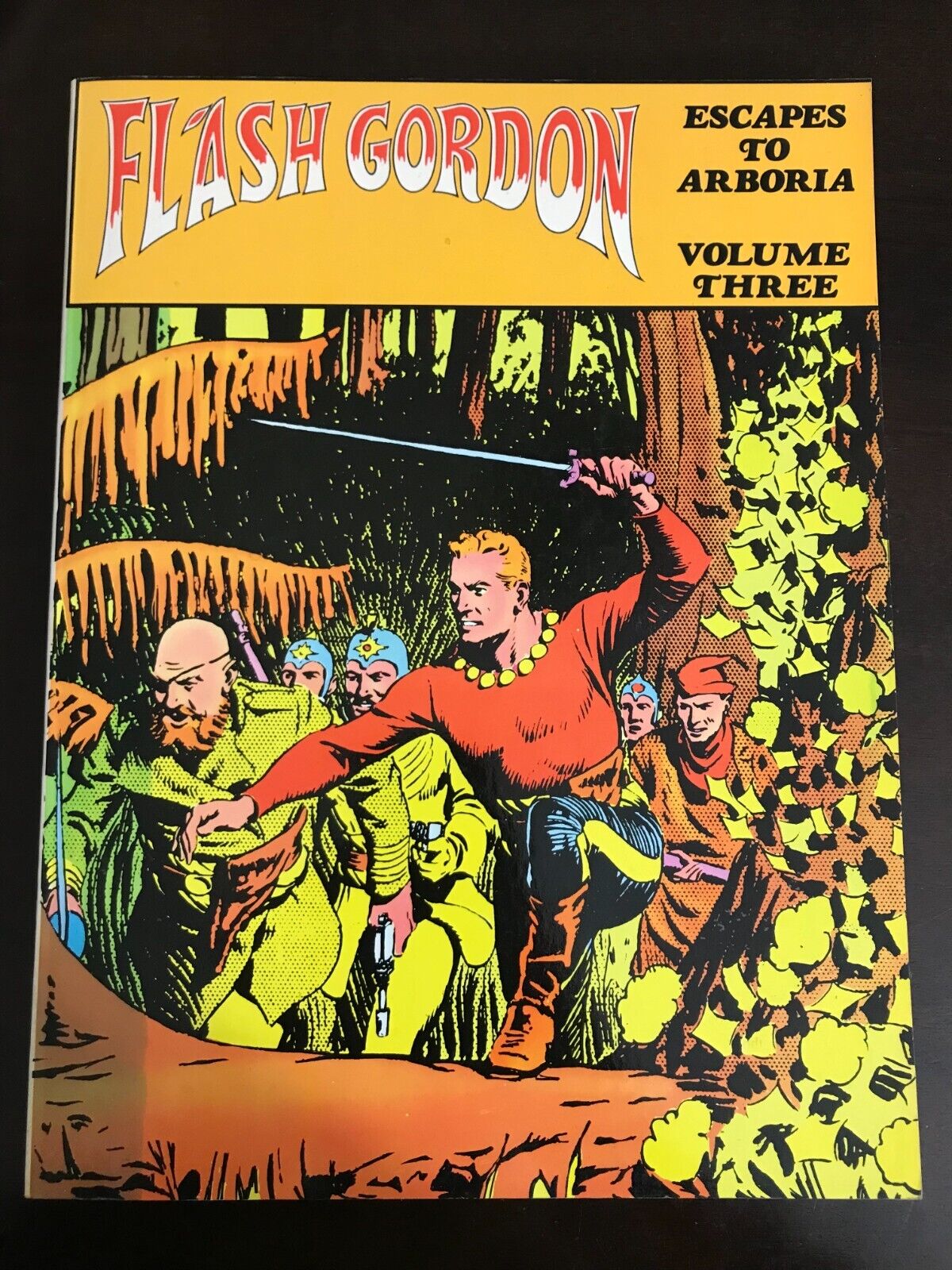 Flash Gordon: Escape to Arboria Vol. 3 Alex Raymond - Nostalgia Press paperbound