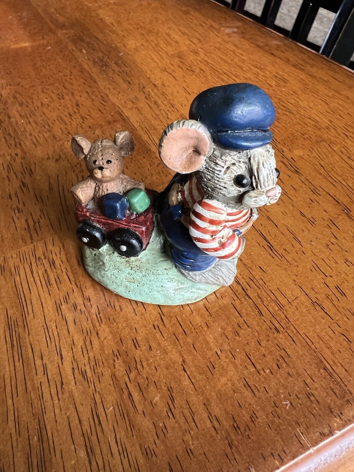 1992 “Suzi” Sweet Boy Mouse With Wagon Teddy Bear Resin Figurine Miniature Cute