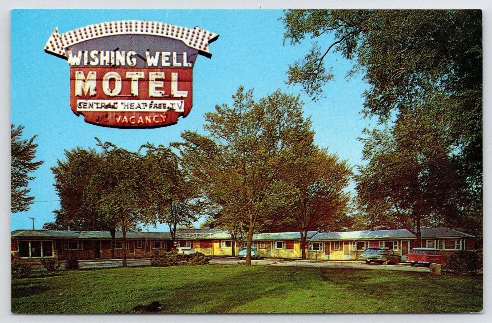 La Grange IL~Big Rusty Neon Sign in Sky~Wishing Well Motel~1960s Station Wagons