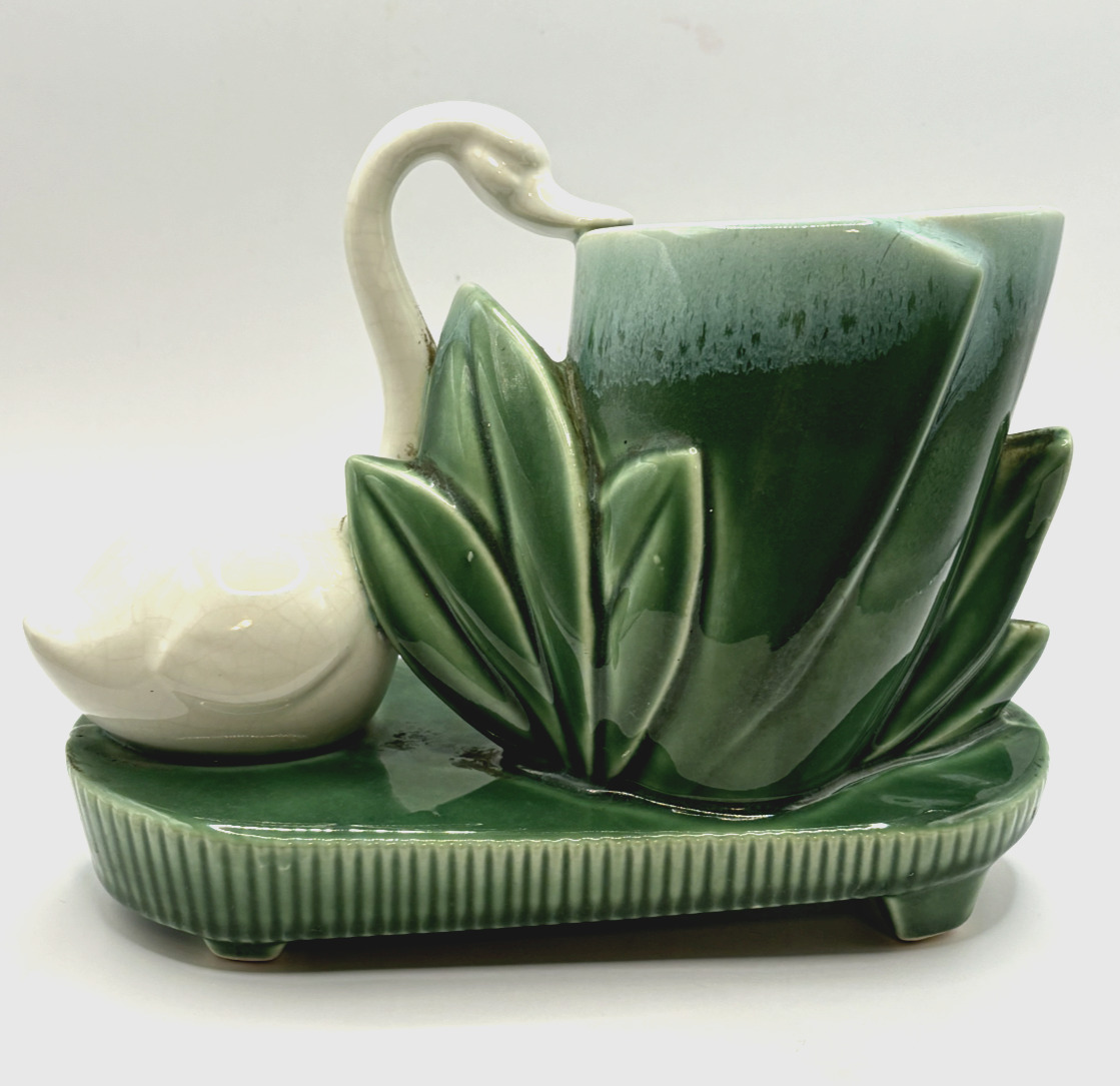 Vintage Ceramic Pottery Planter w/ Swan and Water Lily Flower