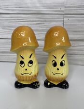 VTG MUSHROOMS… Salt Pepper Shaker MCM Angry Grumpy Mad Japan S&P yellow 4.5” picture