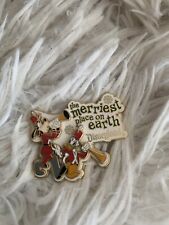 Disney Disneyland THE MERRIEST PLACE ON EARTH 2002 Christmas Pin Trading #1 picture