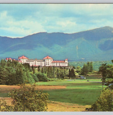 Mt Washington Hotel & Presidential Range Bretton Woods NH 1970s VTG Postcard UNP picture