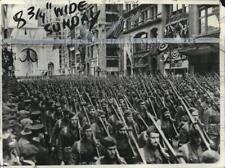 1919 Press Photo US troops march up Fifth Avenue in New York after World War I picture