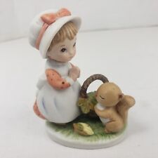 Lefton #03713 Sunbonnet Praying Girl & Squirrel 1983 Fall Harvest Figurine Vtg picture