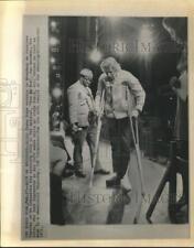 1971 Press Photo Danny Kaye rehearses 