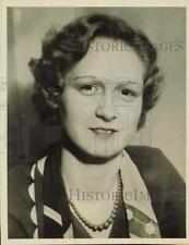 1933 Press Photo Blanche Baker, secretary at San Jose theater, California picture