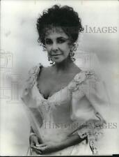 1987 Press Photo Actress Elizabeth Taylor Starring in 