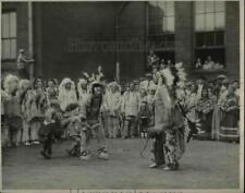 1927 Press Photo Indians Entertaining Crippled Children at Rosemary Hospital picture