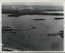 1970 Press Photo Aerial view of Houston ship channel - hcx06292 picture