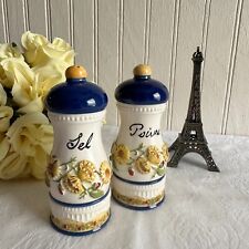 Salt & Pepper Shakers - Blue w/ Yellow Flowers - Sel & Poivre - French Daisy picture
