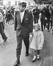 PRESIDENT KENNEDY & Daughter Caroline RARE CANDID PHOTO  (180-h) picture