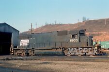 RR Print-PENN CENTRAL PC 6933 at Conway Pa  2/28/1976 picture