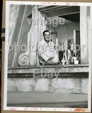 1950 VINTAGE ORIGINAL GENE KELLY AMERICAN IN  PARIS PAJAMAS 8x10  Photo picture