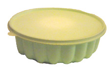 VINTAGE TUPPERWARE 3-PC MINT GREEN JELLO MOLD ICE RING & LID #s 1201, 1202,1203 picture