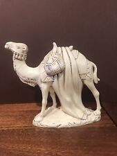 Iridescent holland mold white ceramic camel picture