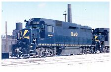 Baltimore & Ohio Railroad GP30 Train #6948 X-rays or Sunrays painted on Nose picture