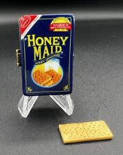 Nabisco “Honey Maid Graham Crackers” PHB Midwest Cannon Falls Trinket and Box picture