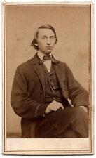 ANTIQUE CDV CIRCA 1860s GILCHRIST HANDSOME YOUNG MAN IN SUIT LOWELL MASS. picture