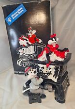Warner Brothers PEPE LE PEW & PENELOPE Piano Cookie Jar -Looney Tunes  picture