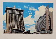 Vintage Postcard : The Mint and Freemont Hotels, Las Vegas, Nevada (70s?) picture