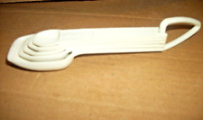 Set Of 4 Vintage Tupperware White Plastic Measuring Spoons With Ring picture