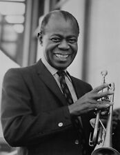 Legendary Jazz Trumpet Player Louis Armstrong Classic Retro Poster Photo 11x17 picture