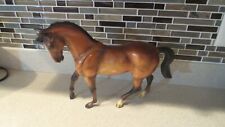 Breyer Glossy Red Bay 2002 QVC HICKSTEAD Big Ben Mold picture