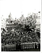 LG943 1981 Original Photo CELEBRATING TEN HAPPY YEARS Walt Disney World Portrait picture