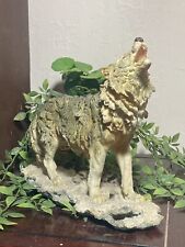 VTG Resin Timber Wolf Sculpture 10” X  12” picture