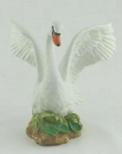 Vintage 1987 Homeco Masterpiece Porcelain Collection Swan Wings Out Figurine     picture