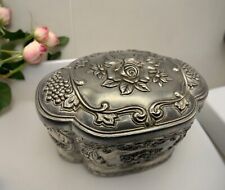 VINTAGE SILVER PLATE JEWELRY TRINKET BOX VICTORIAN STYLE FLORAL  & GRAPE MOTIF picture