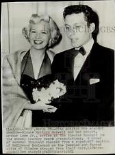 1951 Press Photo Marilyn Maxwell and Arthur Lowe arrive at Academy Awards in CA picture