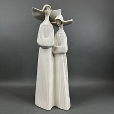 Lladro Figurine Two Nuns 4611  White Pleated Rosary Beads 13” Spain Retired picture
