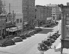 1942 Grand Island, Nebraska Street Scene PHOTO  (213-d) picture