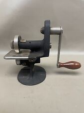 Vintage Singer 1930's Working Sewing Hand Crank Pinker Crimping EXTREMELY CLEAN picture