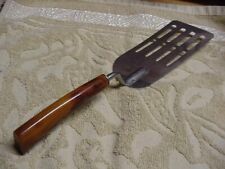 Vintage L-Shaped Vented/Slotted Spatula Kitchen Utensil BUTTERSCOTCH Bakelite picture