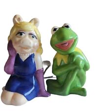 VTG Treasure Craft Kermit The Frog & Miss Piggy Salt & Pepper Shaker Set picture