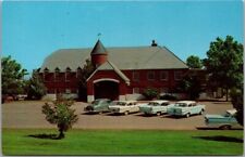 Abilene, Texas Postcard ABILENE COUNTRY CLUB Clubhouse Golf Course 1950s Cars picture