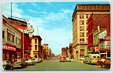 Postcard Street Scene 1950'sCars  Giant Clock North 8th Street Sheboygan WI A8 picture