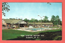 TOM SAWYER MOTOR INN, ALBANY, N.Y. – Swimming Pool - Closed 1995 - 1963 Postcard picture