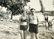 1950s Young Guy Man Bulge Trunks Pretty Slender Woman VINTAGE B&W PHOTO picture