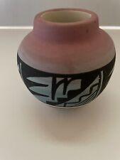 MESA VERDE NATIVE NAVAJO POTTERY MINI 3.5” HAND PAINTED ARTIST SIGNED D LEE VASE picture