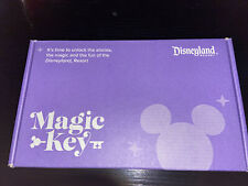 Disneyland Magic key gift set box Rare Unopened picture