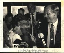 1990 Press Photo U.S. Representative-Elect Christopher Shays at Press Conference picture