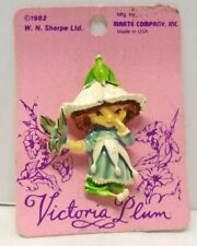 VINTAGE MOC MARTE COMPANY 1982 VICTORIA PLUM COLLECTIBLE FAIRY PIN/BROOCH  picture
