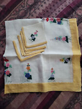 Vintage Linens - 1 Table Cloth With 4 Matching Napkins picture