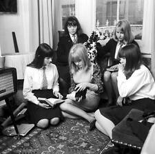 Pop Singer Marianne Faithfull At Home With Her School Friends OLD PHOTO picture