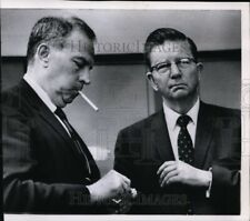 1967 Wirephoto Charles J Hitch (r) Chancellor Franklin D Murphy UCLA 7X8 Photo picture