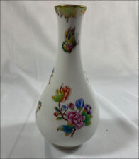 Herend's Butterfly Bliss Vase: A Timeless Masterpiece picture